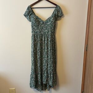 Green long dress. Tie back xl lily rose
